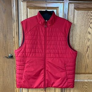 Daniel Cremieux 38 reversible red/gray vest.  Size XL.